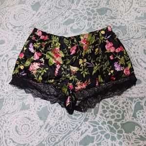 Victoria's Secert Satin Shorts XL